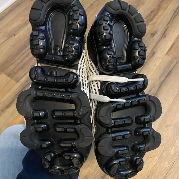 NIKE AIR VAPORMAX - Picture 3 of 6